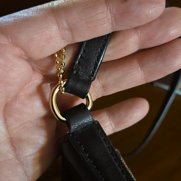 Coach Kitt Messenger Crossbody NWOT - Picture 12 of 12